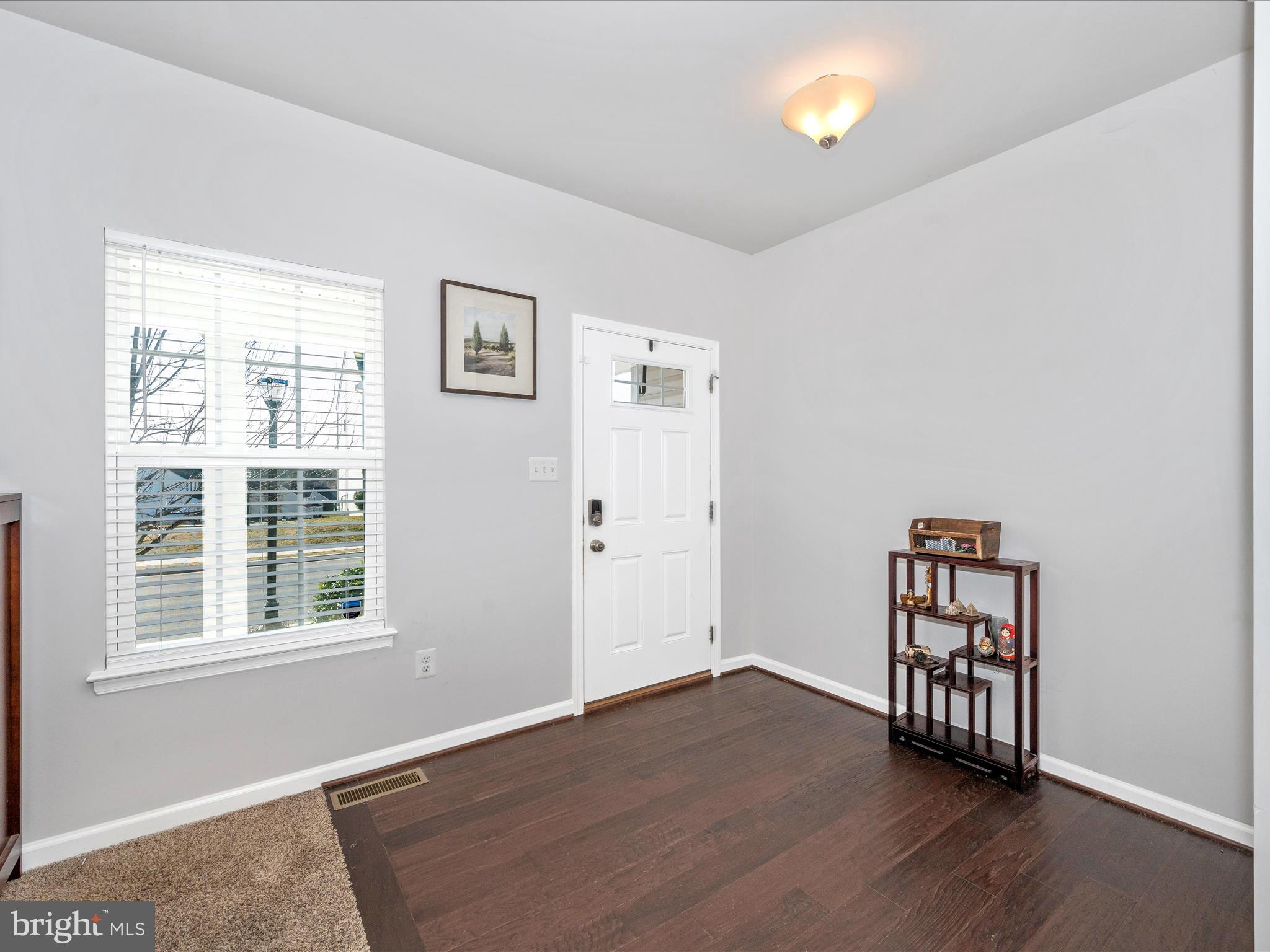 138 W Wing Way