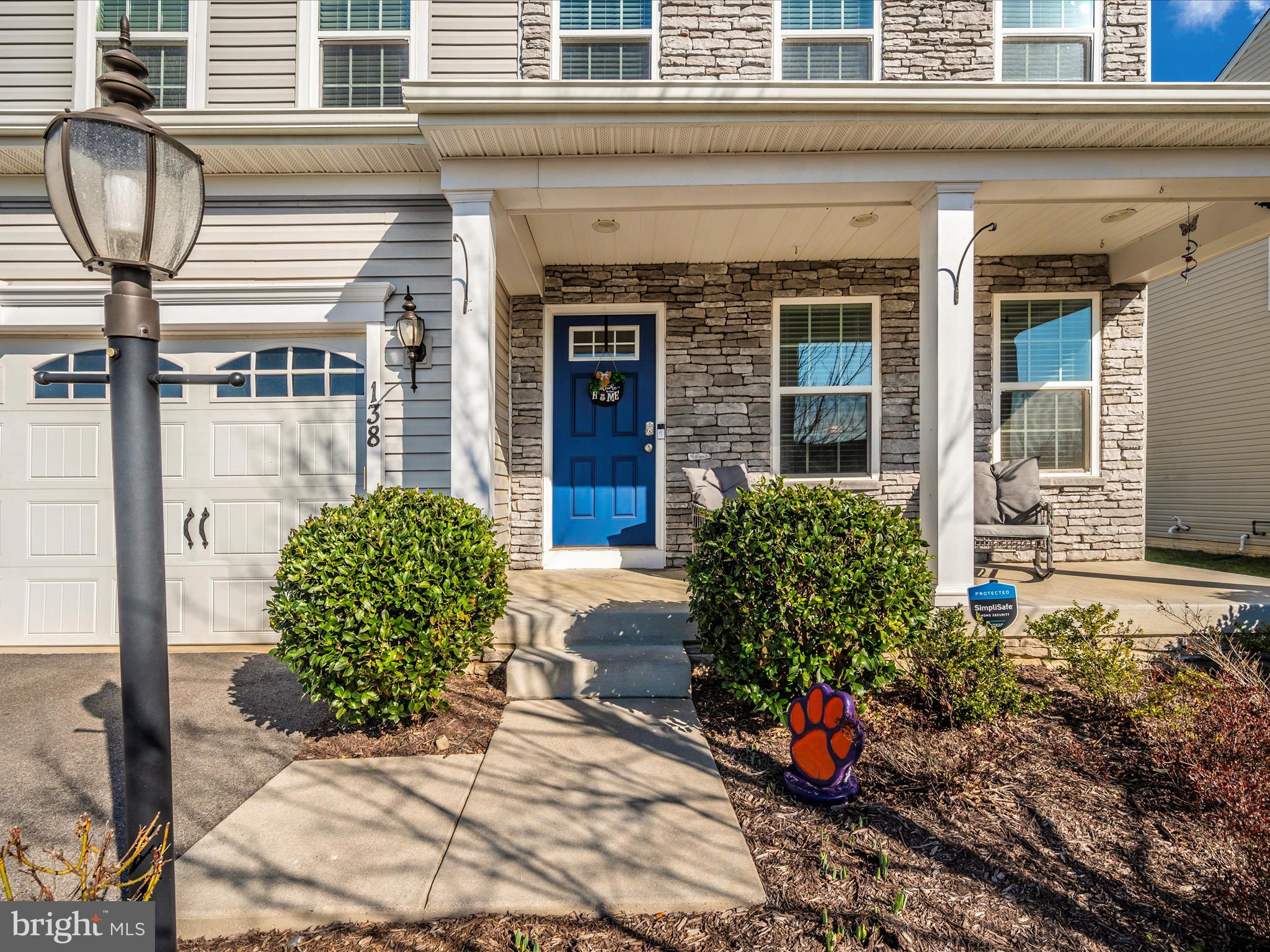 138 W Wing Way