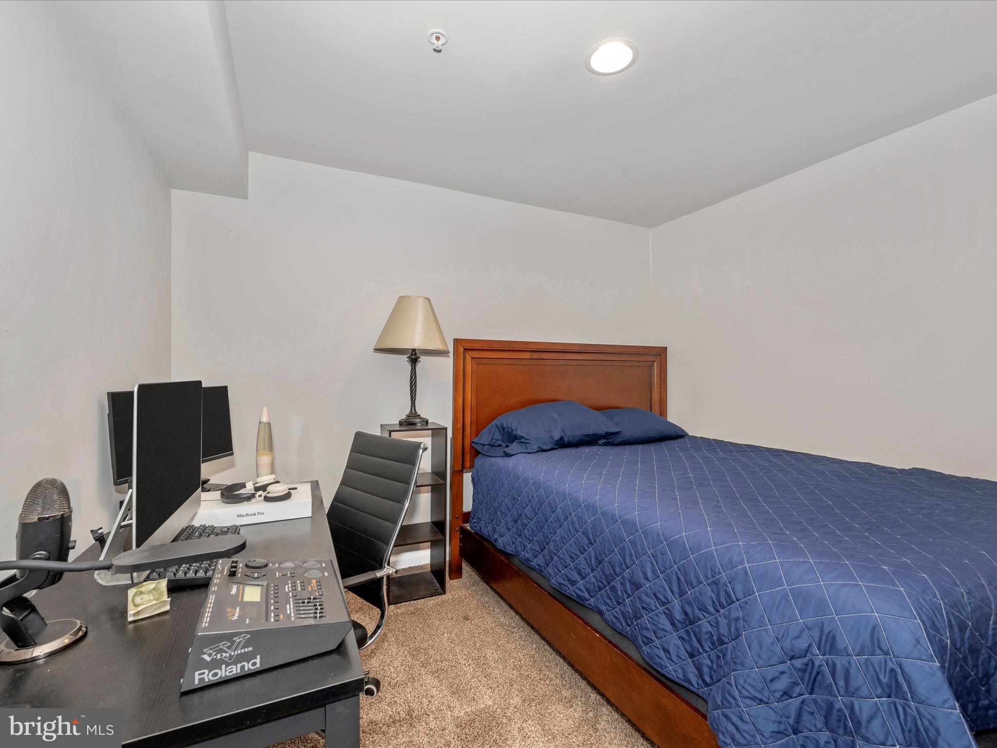 138 W Wing Way