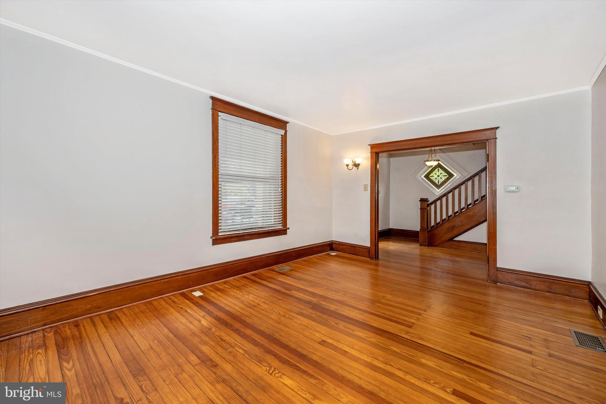 967 Mulberry Ave