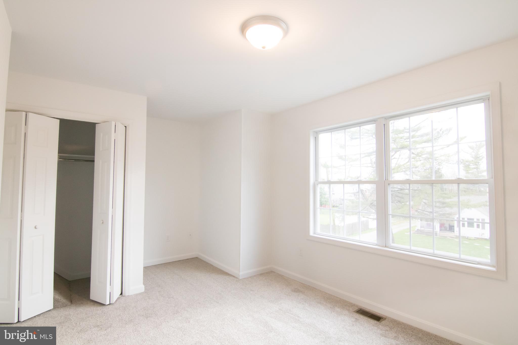 916-B Harwood Rd