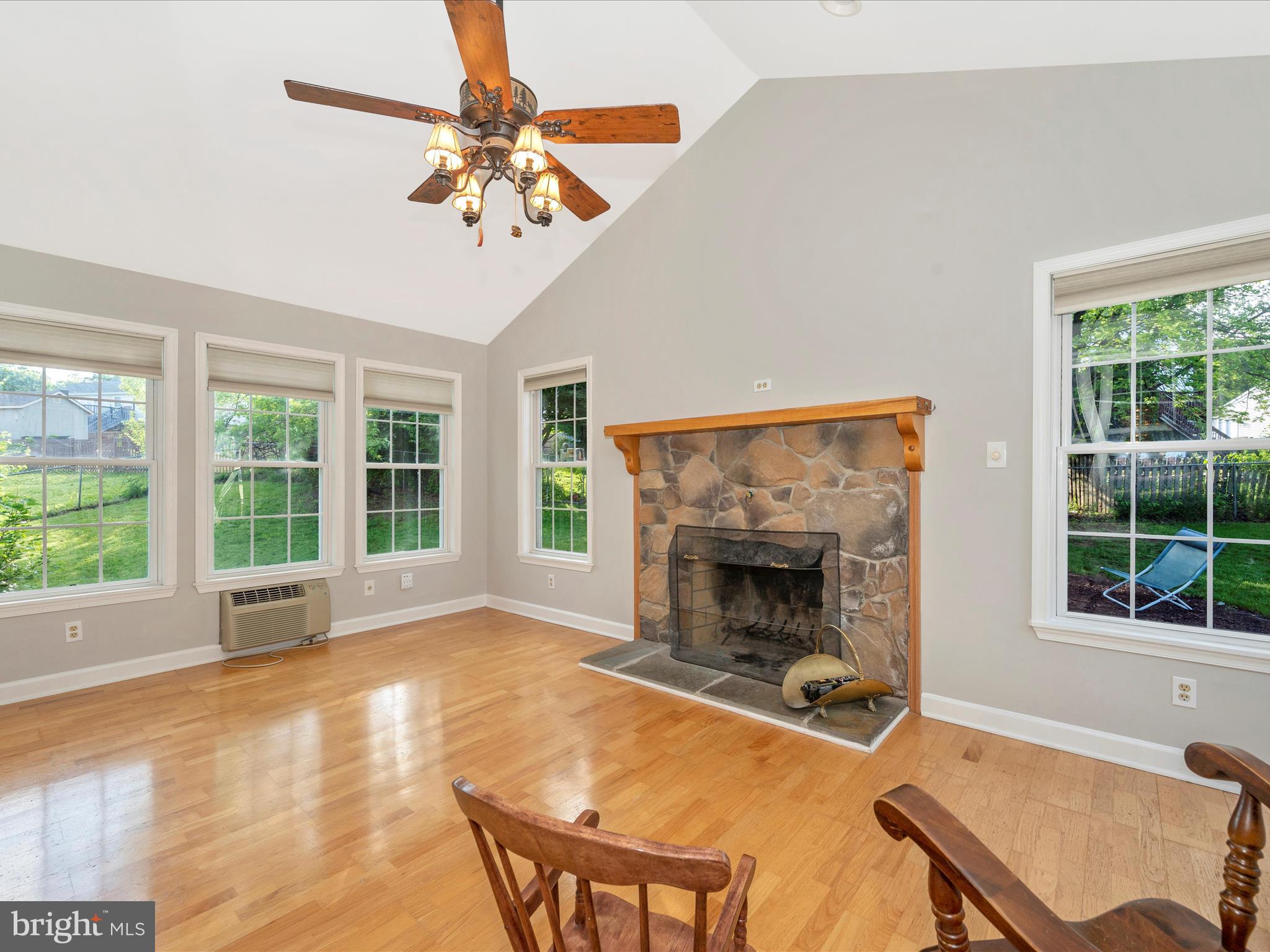 112 Gabriel Ct