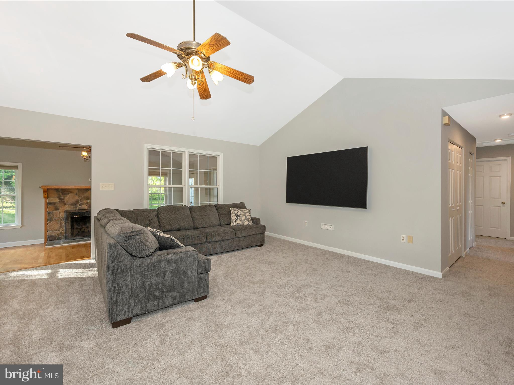 112 Gabriel Ct