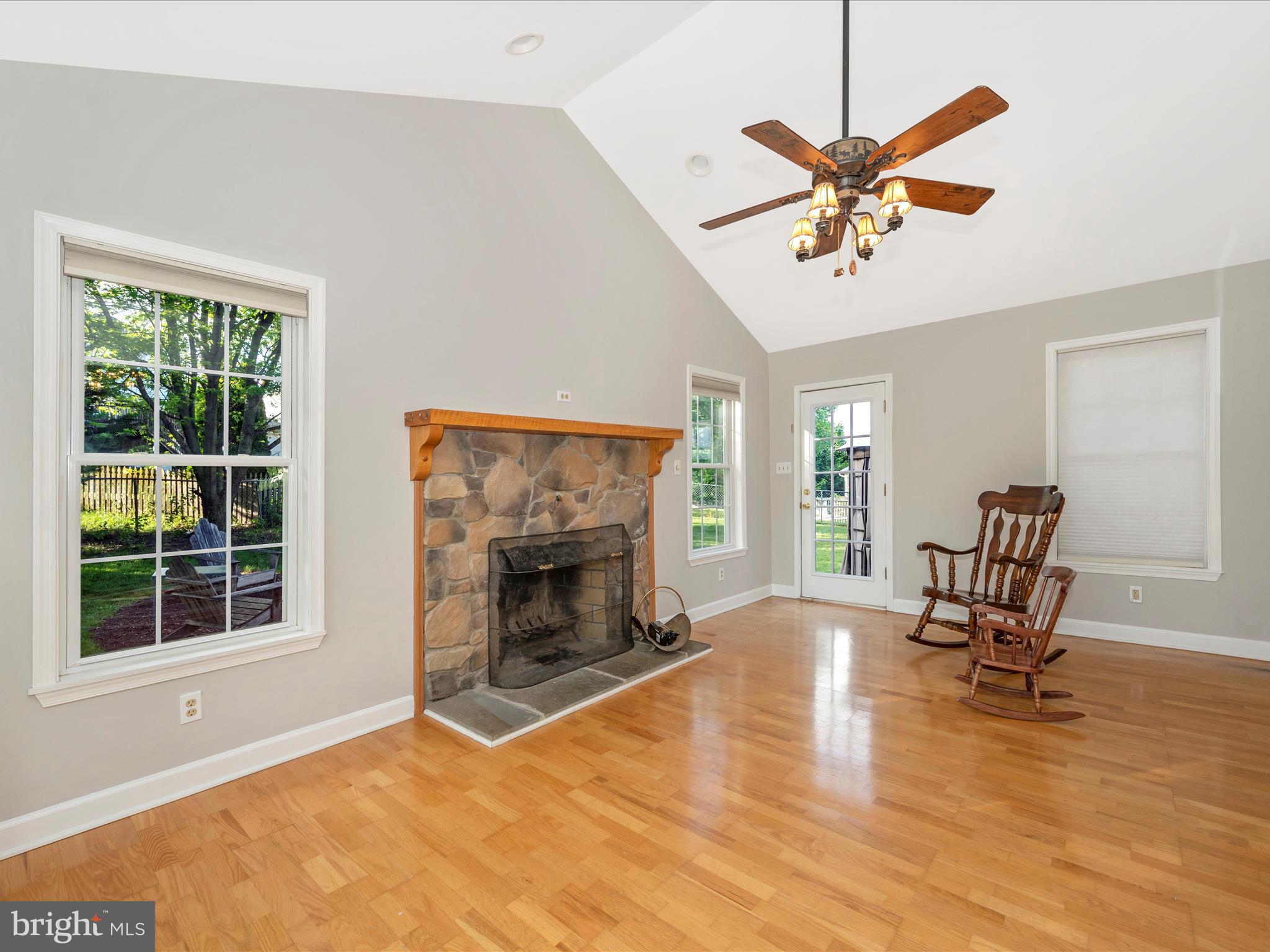 112 Gabriel Ct