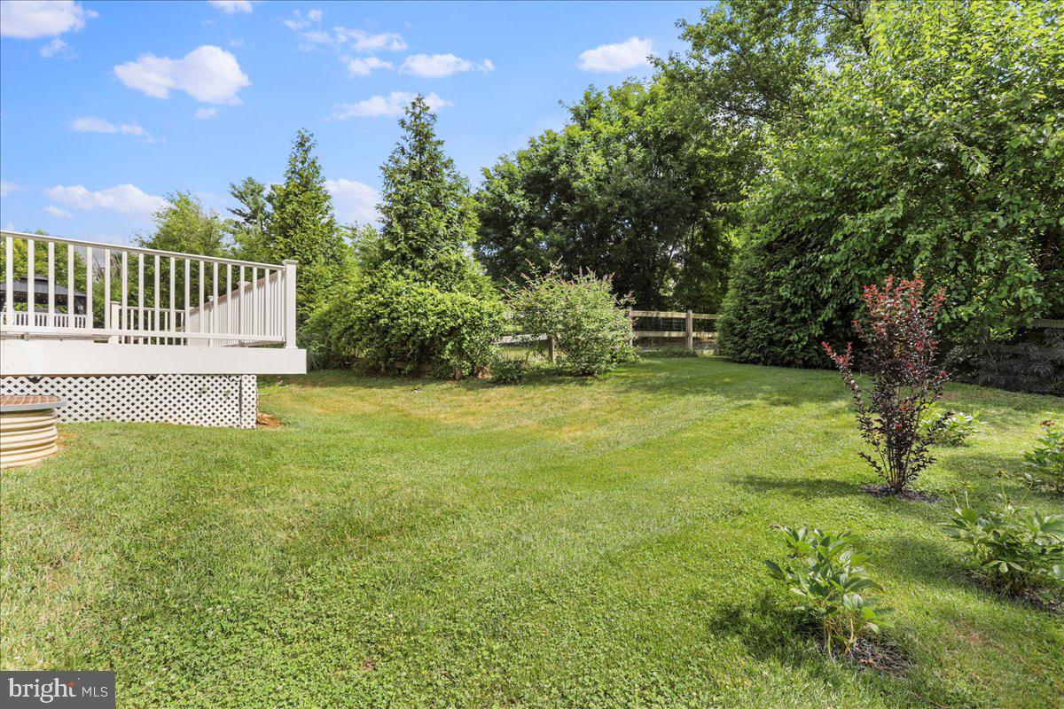 318 E Wing Way