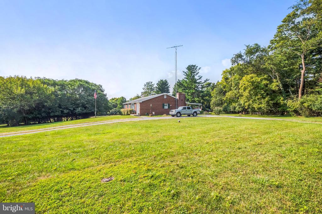 18605 Horseshoe Bend Rd