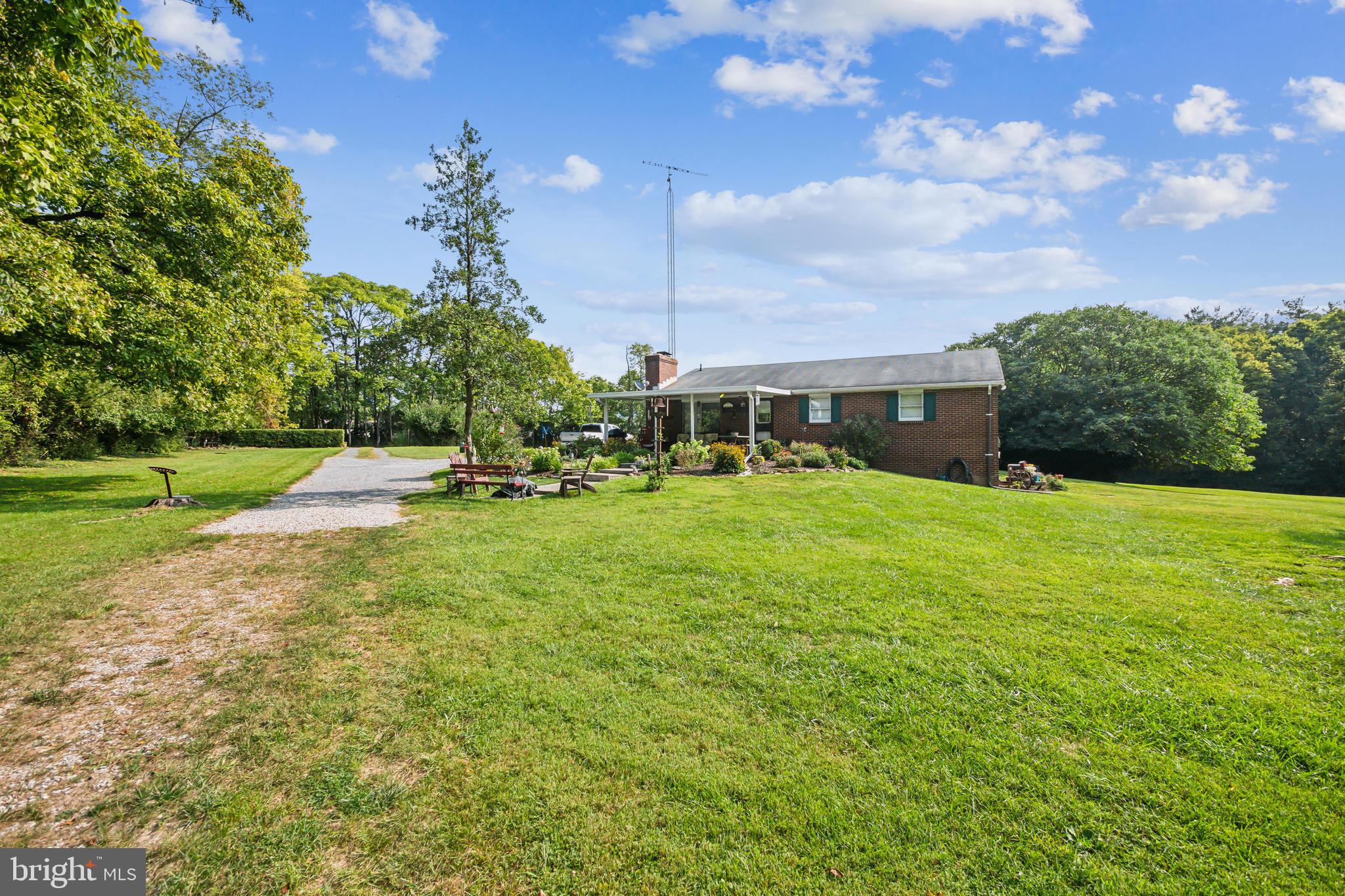 18605 Horseshoe Bend Rd