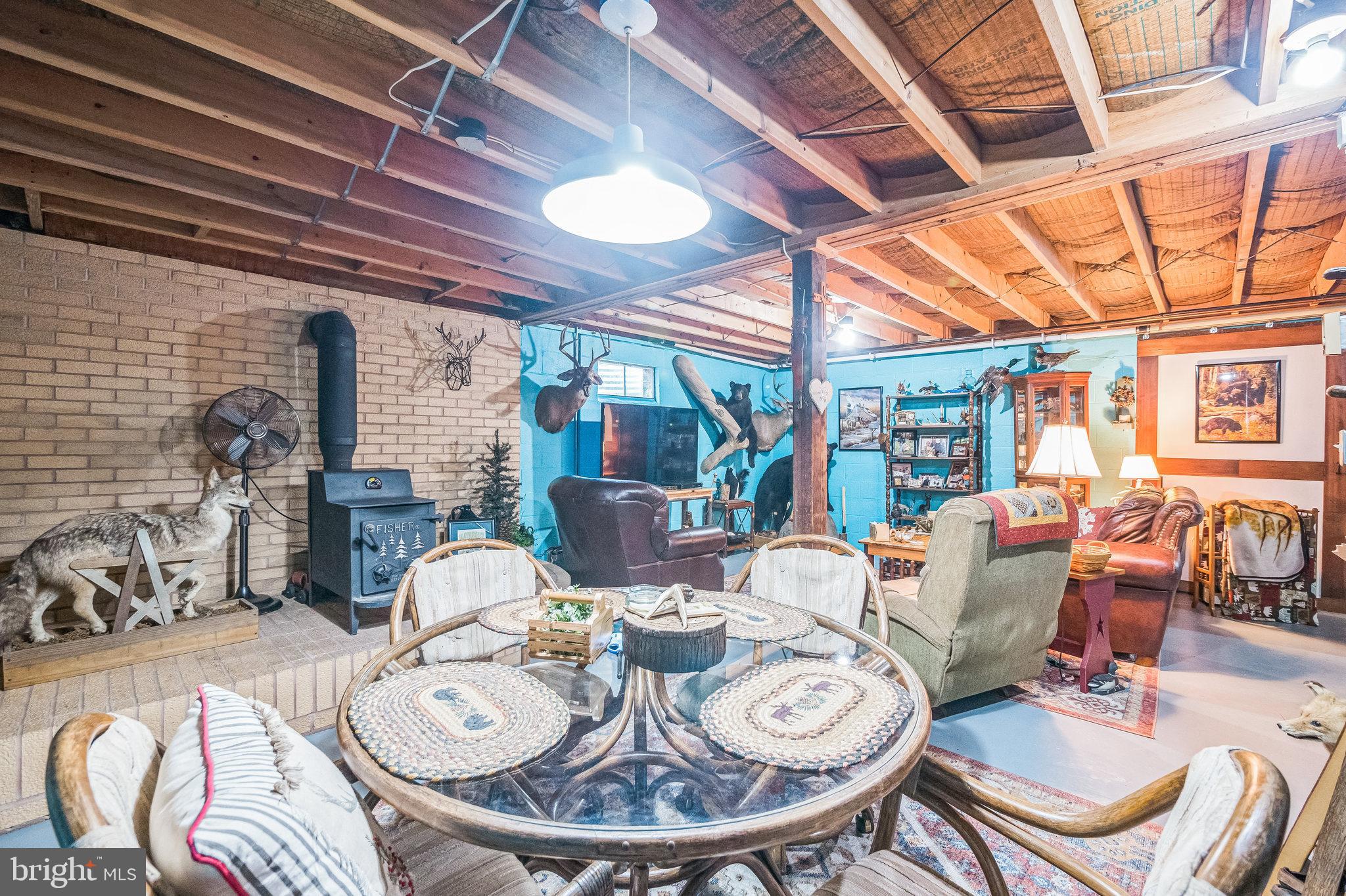 18605 Horseshoe Bend Rd