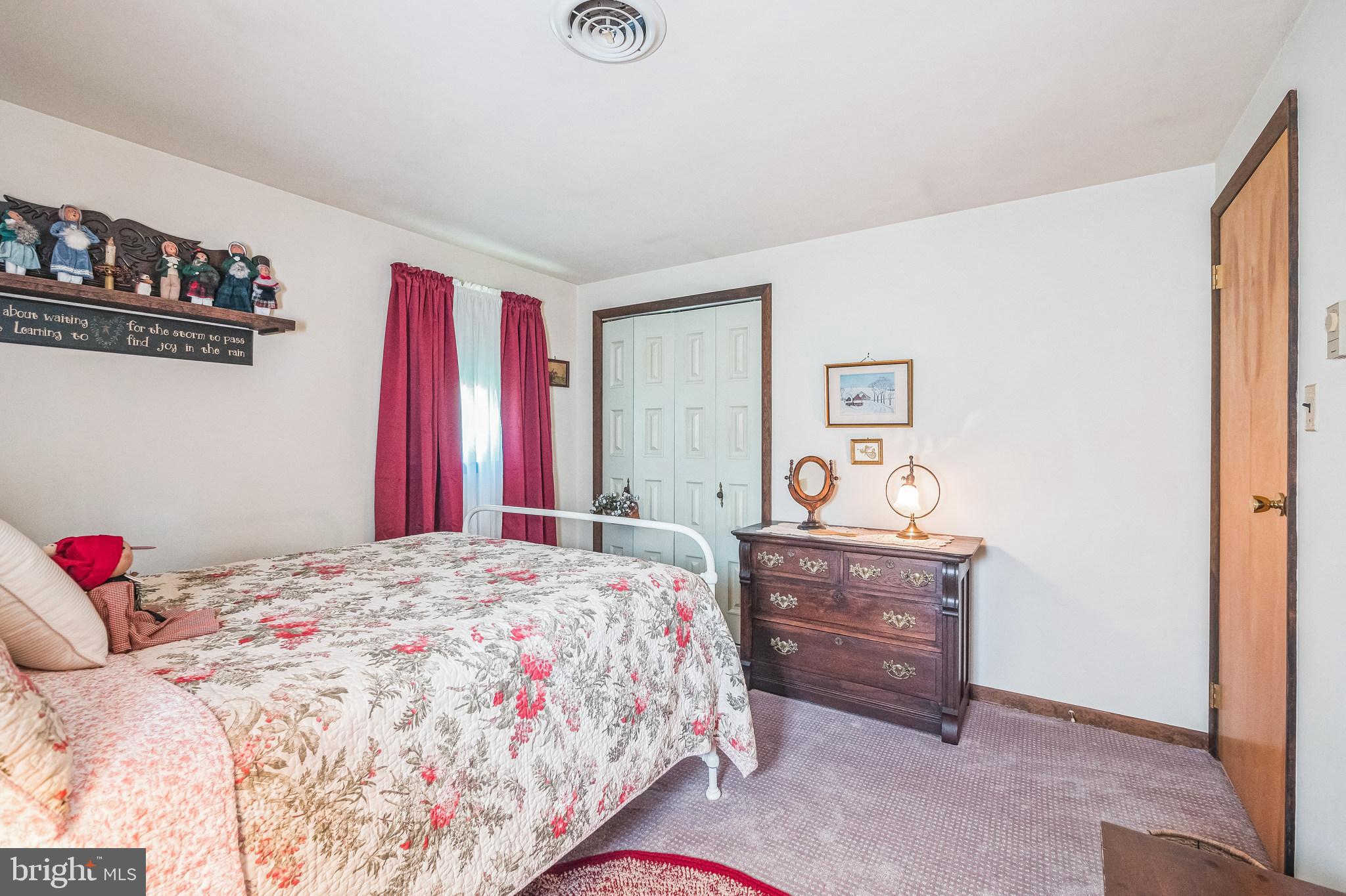18605 Horseshoe Bend Rd