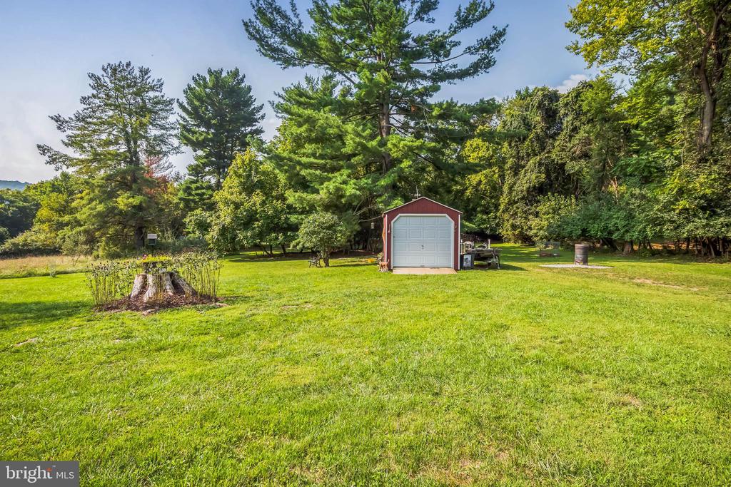 18605 Horseshoe Bend Rd
