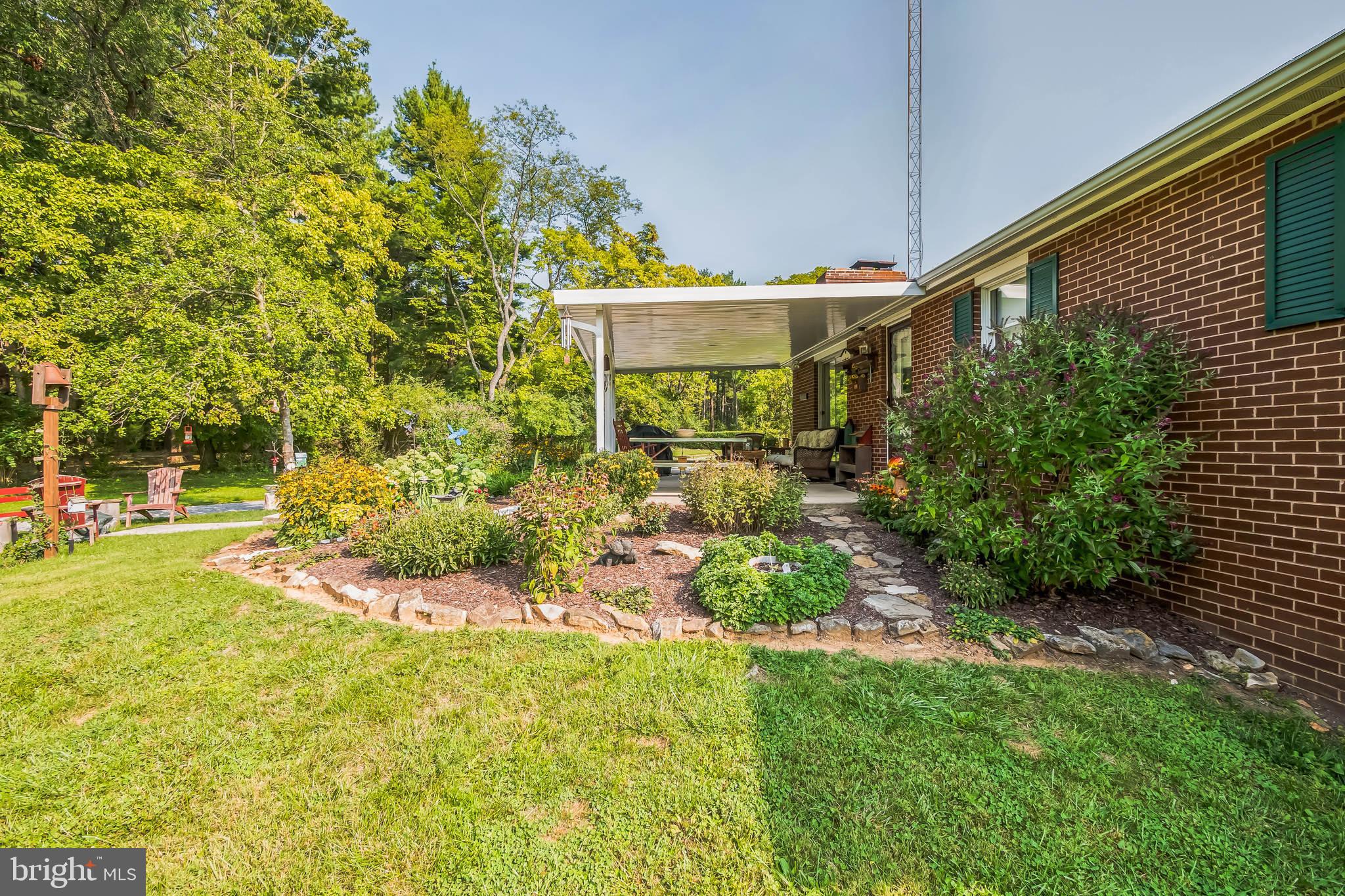 18605 Horseshoe Bend Rd