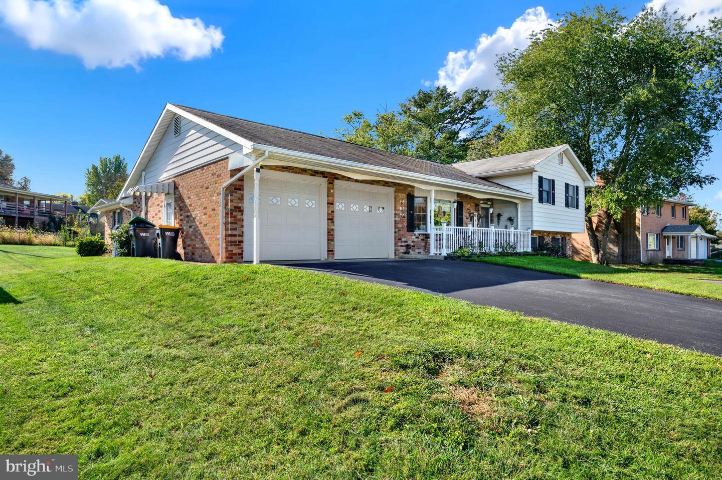 22115 Pikeside Dr