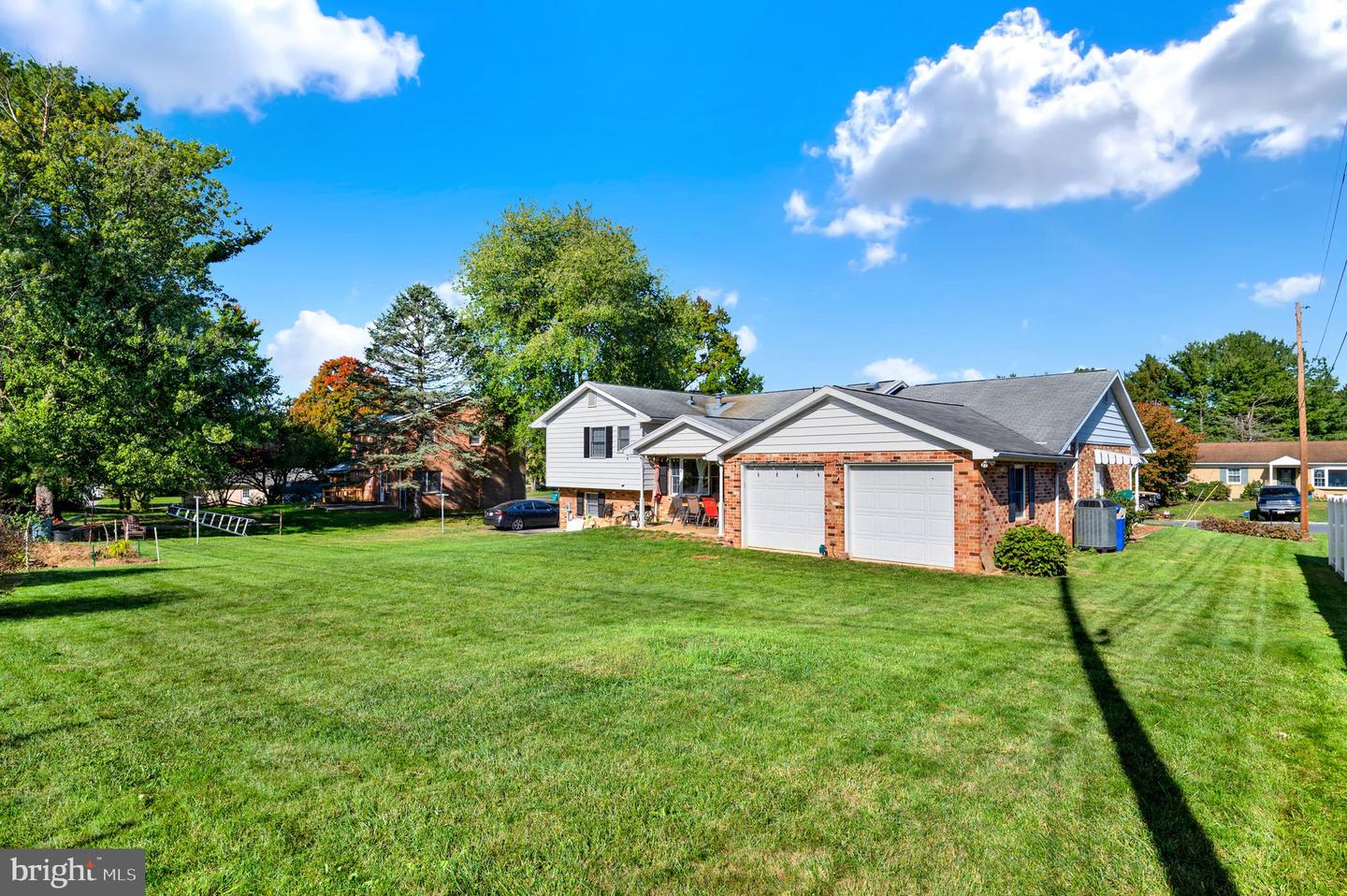 22115 Pikeside Dr