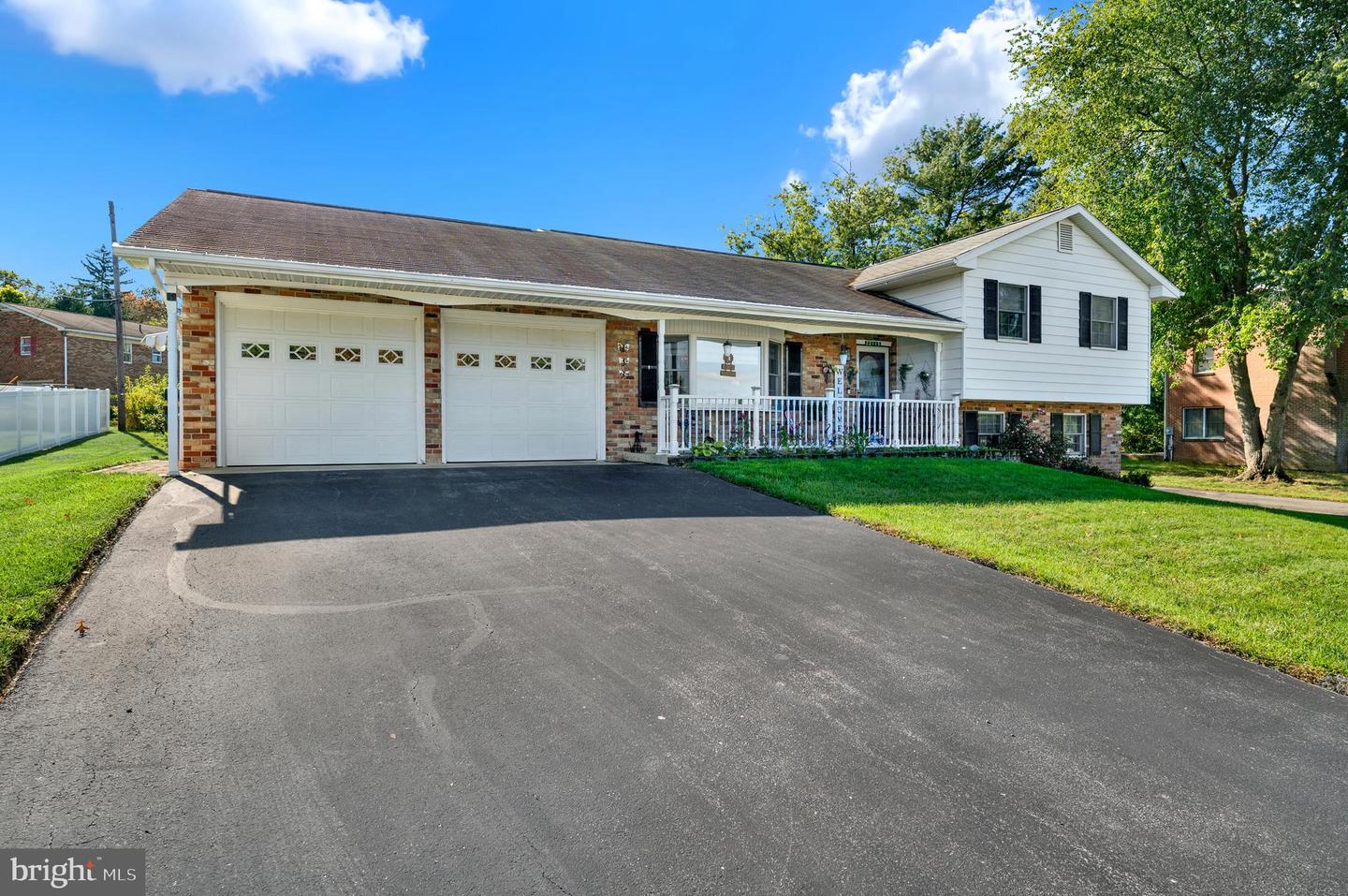 22115 Pikeside Dr
