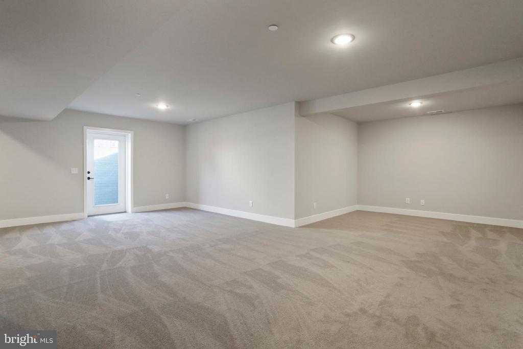 11406 Sunny Hill Ct