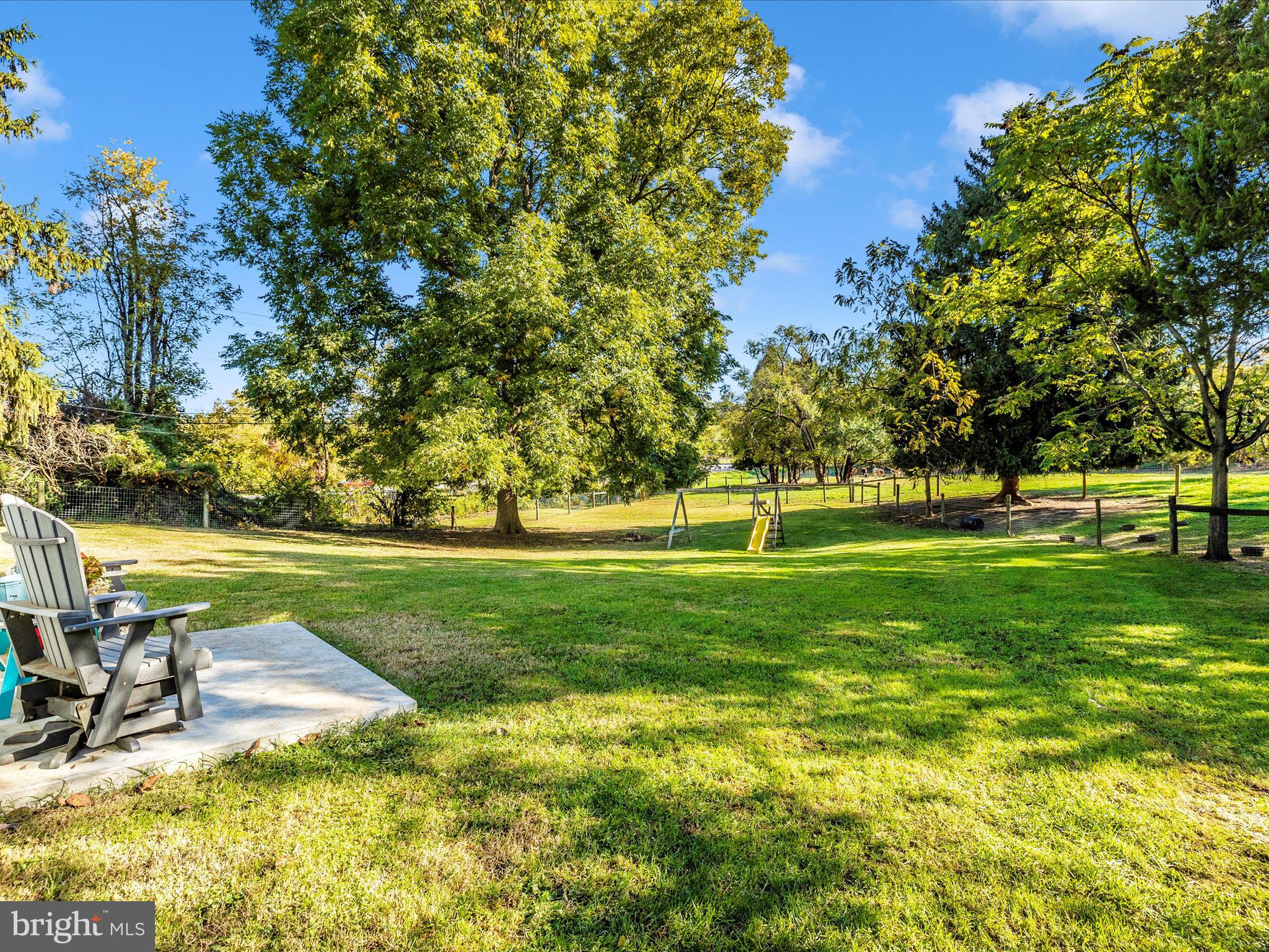 22705 Jefferson Blvd