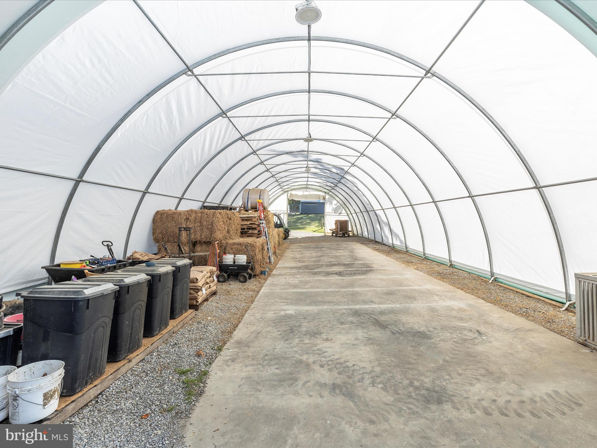 22705 Jefferson Blvd