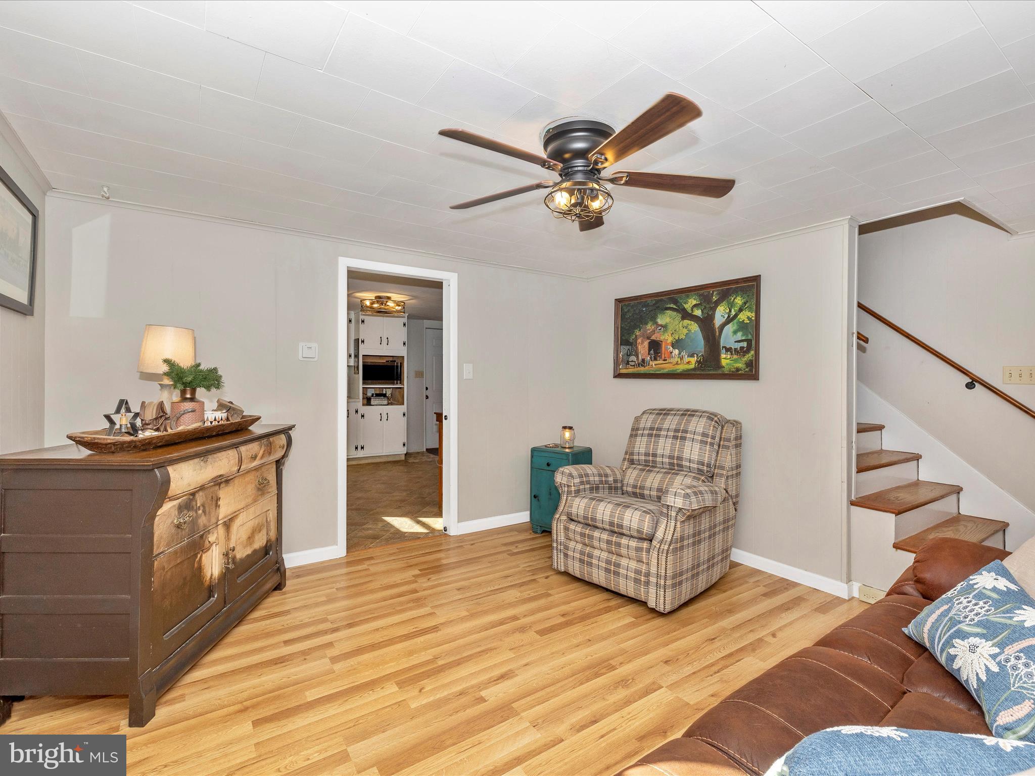 22705 Jefferson Blvd