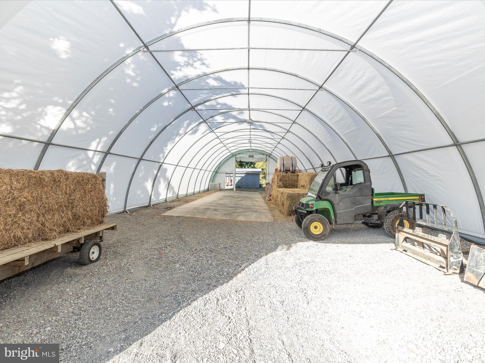 22705 Jefferson Blvd