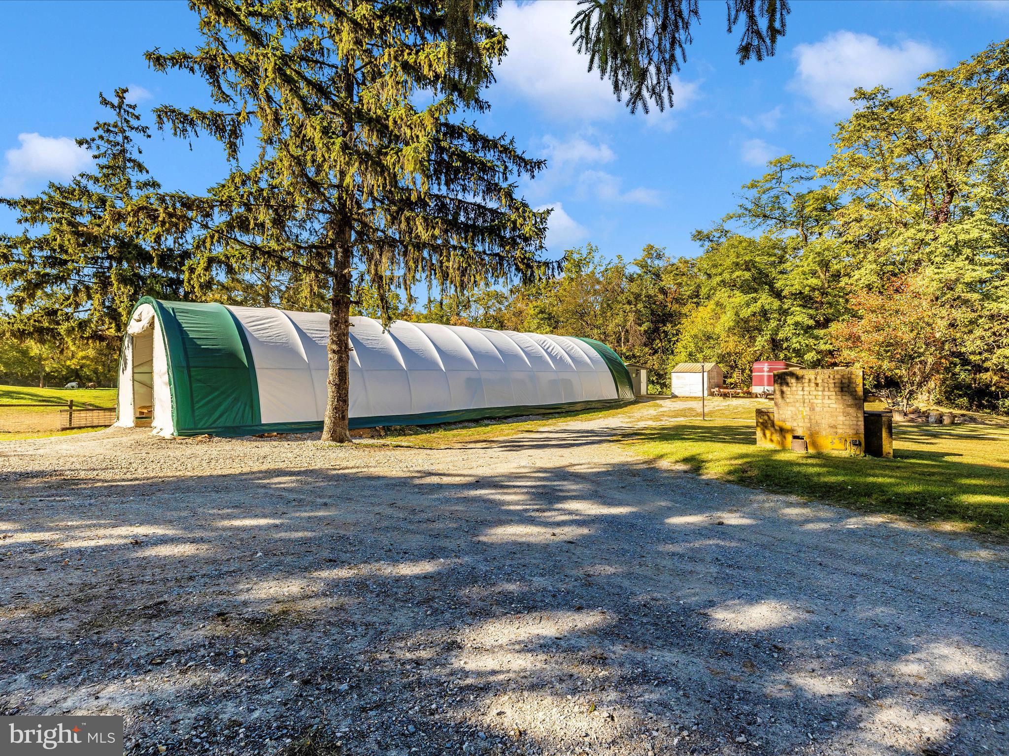 22705 Jefferson Blvd