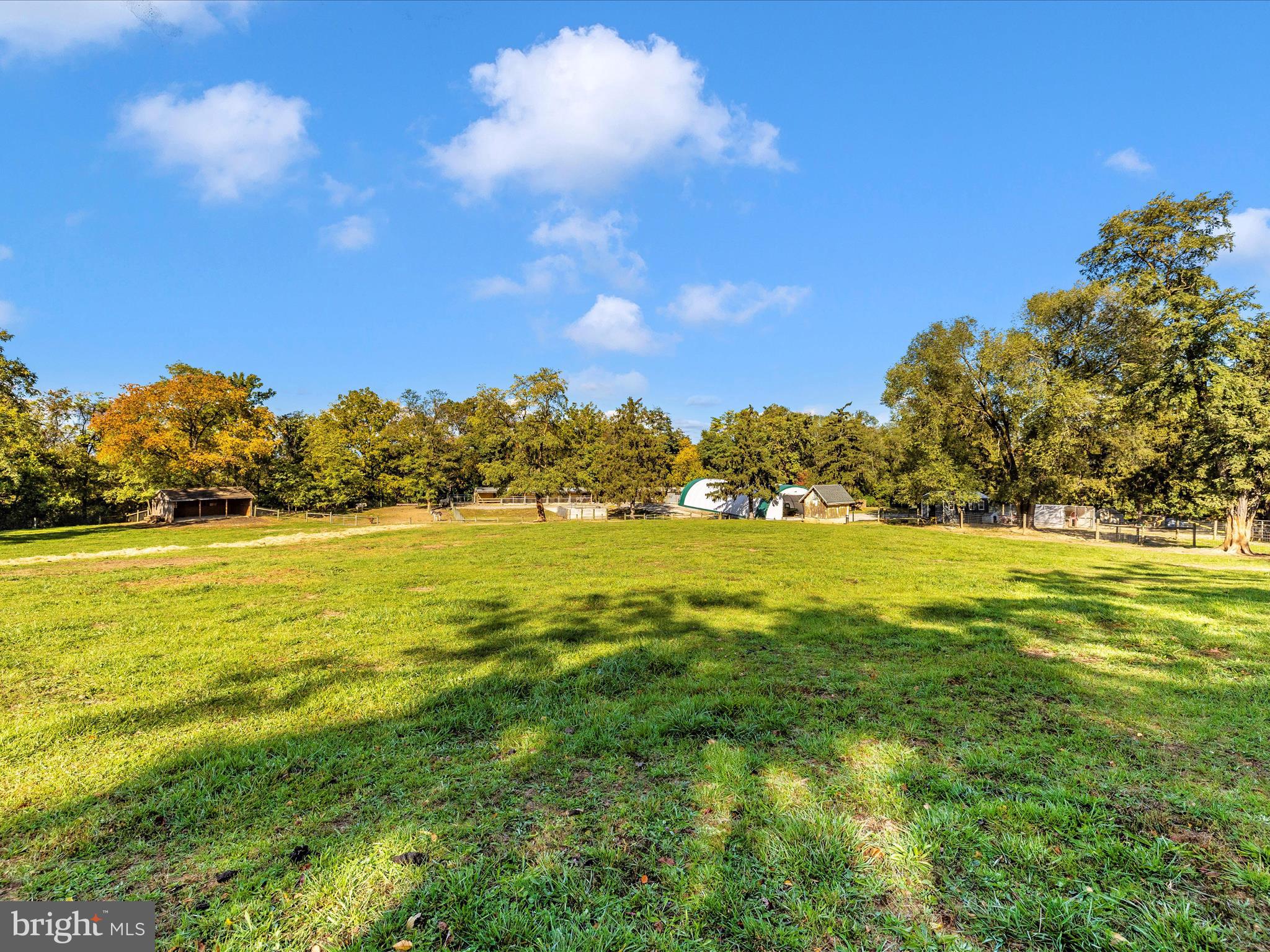 22705 Jefferson Blvd