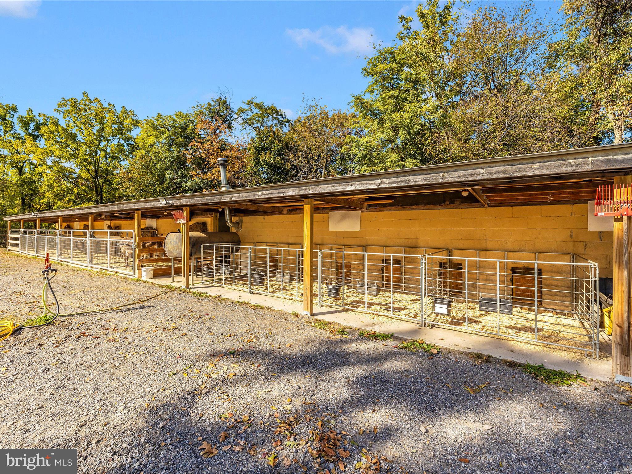 22705 Jefferson Blvd