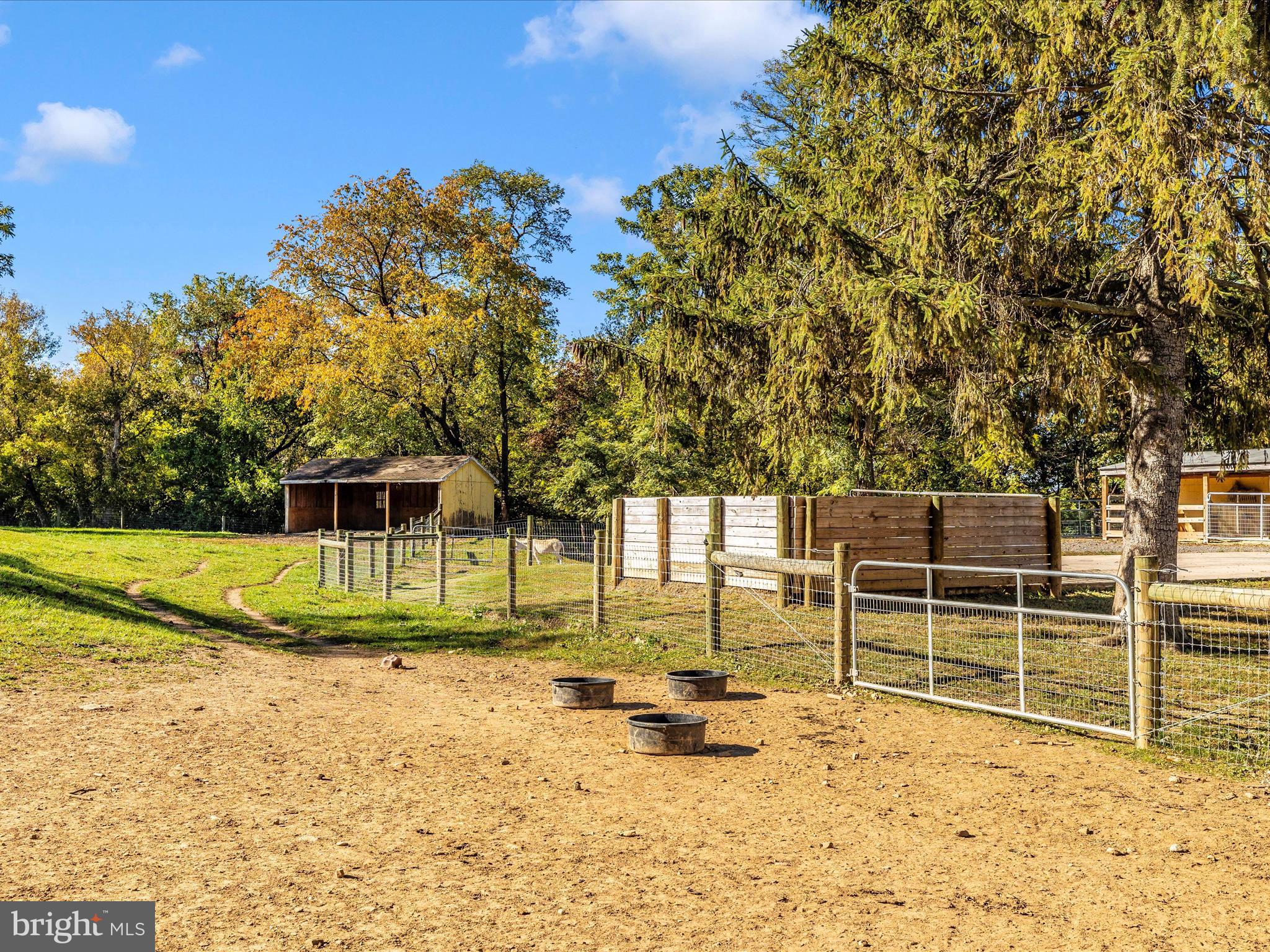 22705 Jefferson Blvd