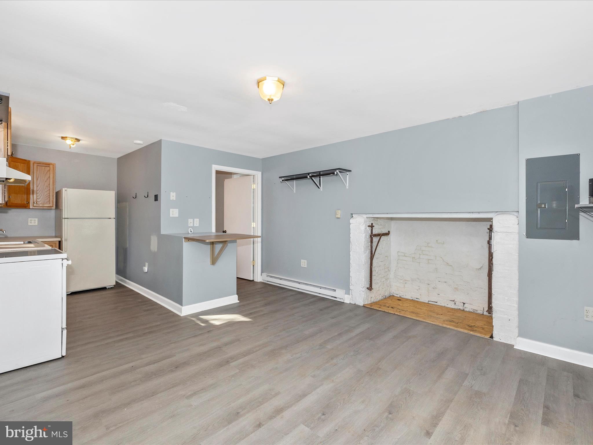 22705 Jefferson Blvd