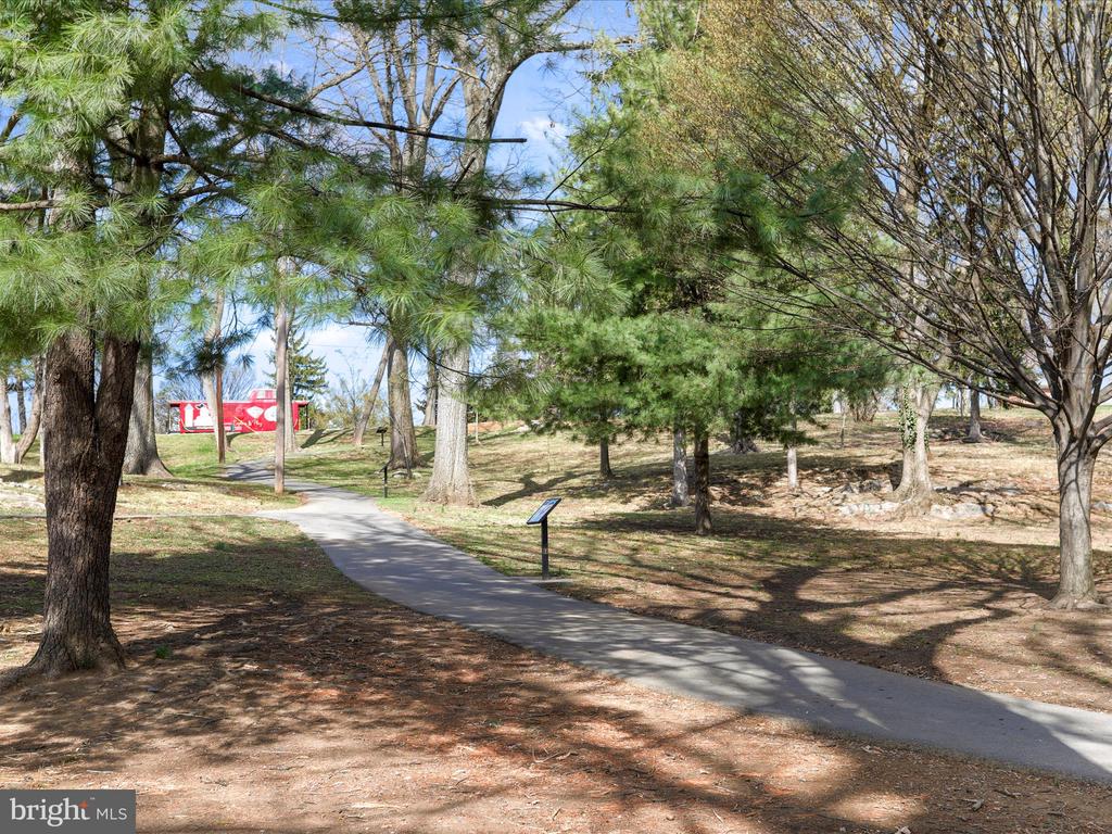 570 Dunn Irvin Dr