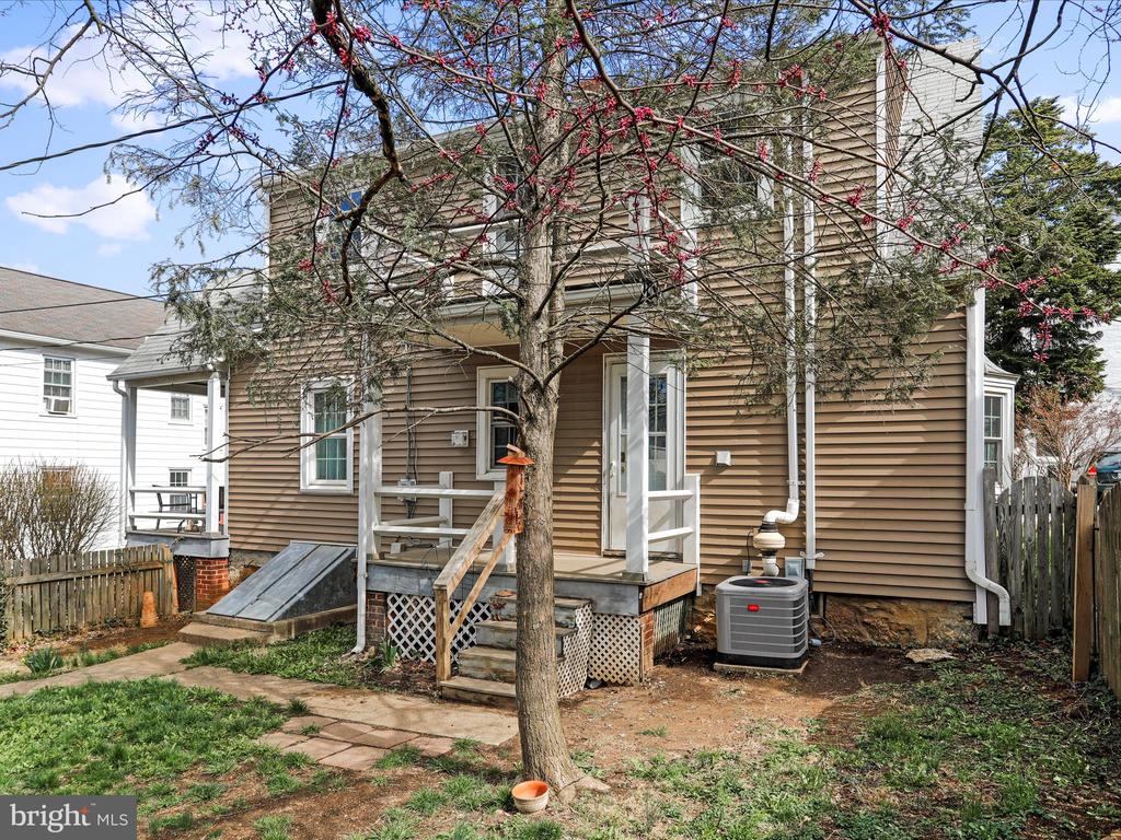 570 Dunn Irvin Dr