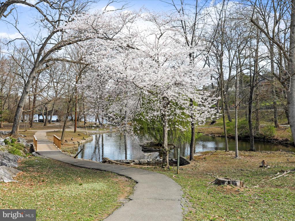 570 Dunn Irvin Dr