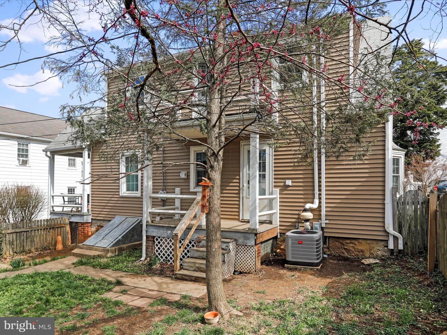 570 Dunn Irvin Dr