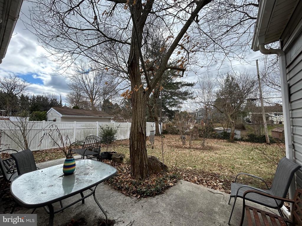 1117 Beechwood Dr