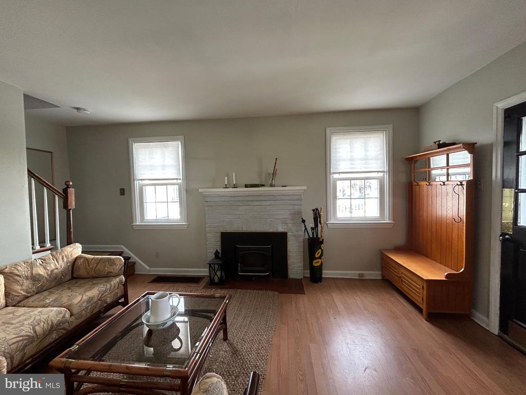 1117 Beechwood Dr