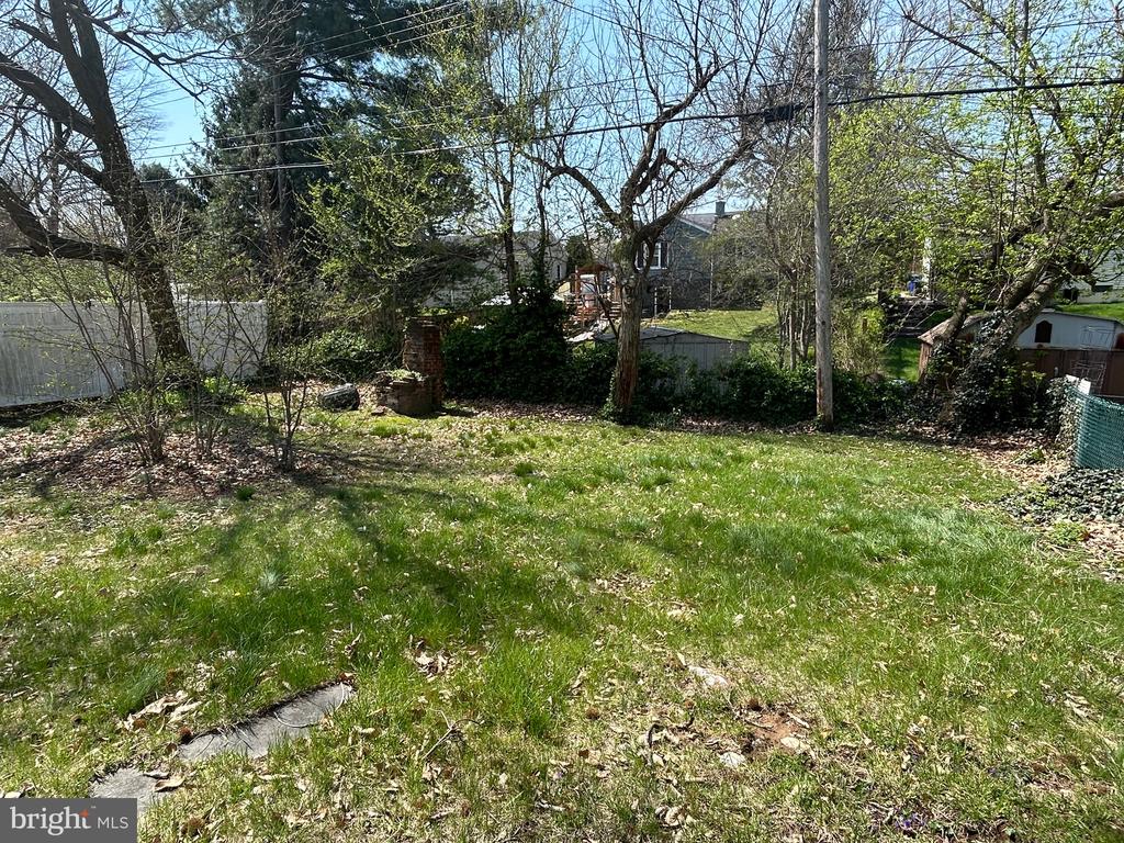 1117 Beechwood Dr