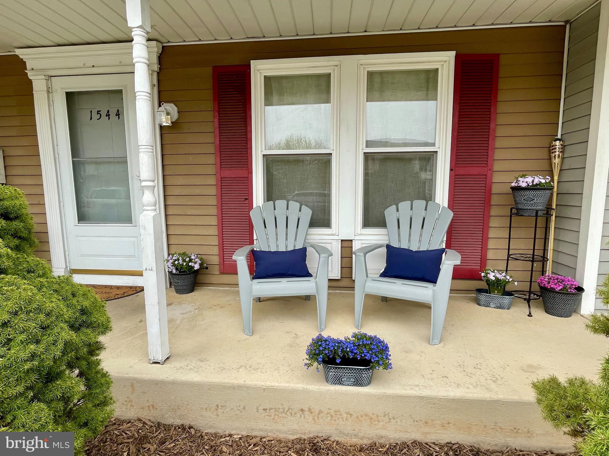 1544 Violet Dr