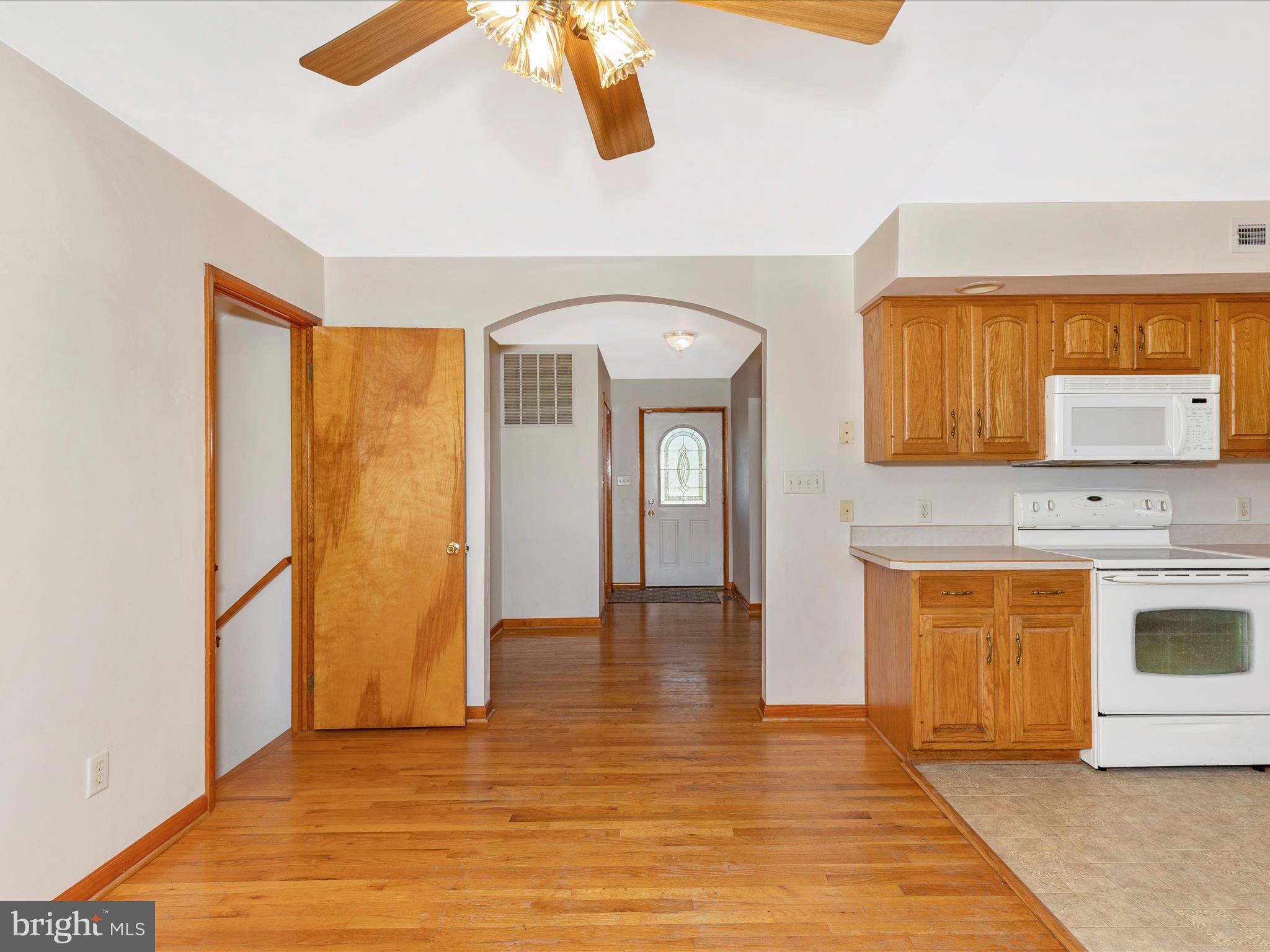 5103 Woodstock Ln