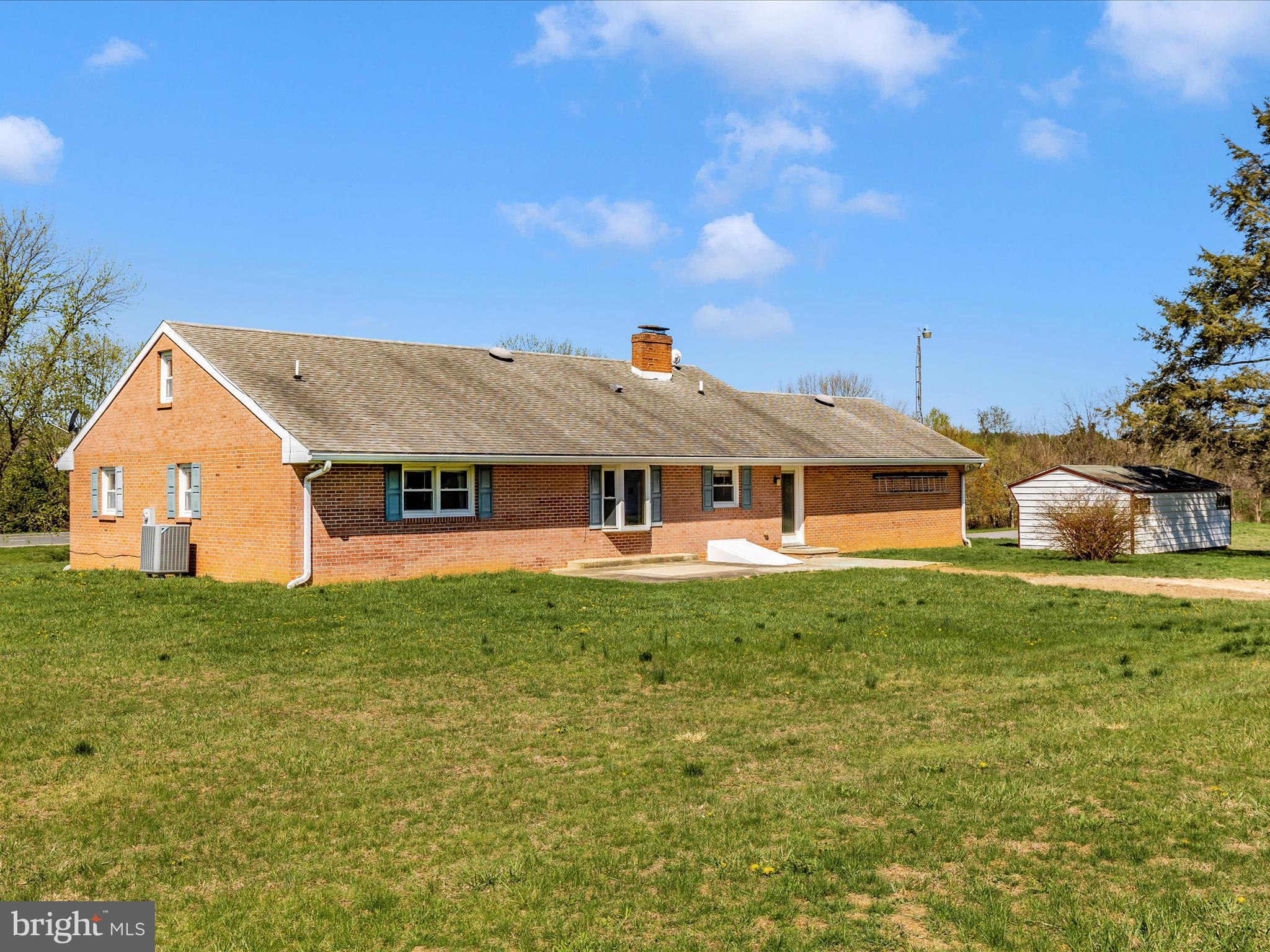 5103 Woodstock Ln