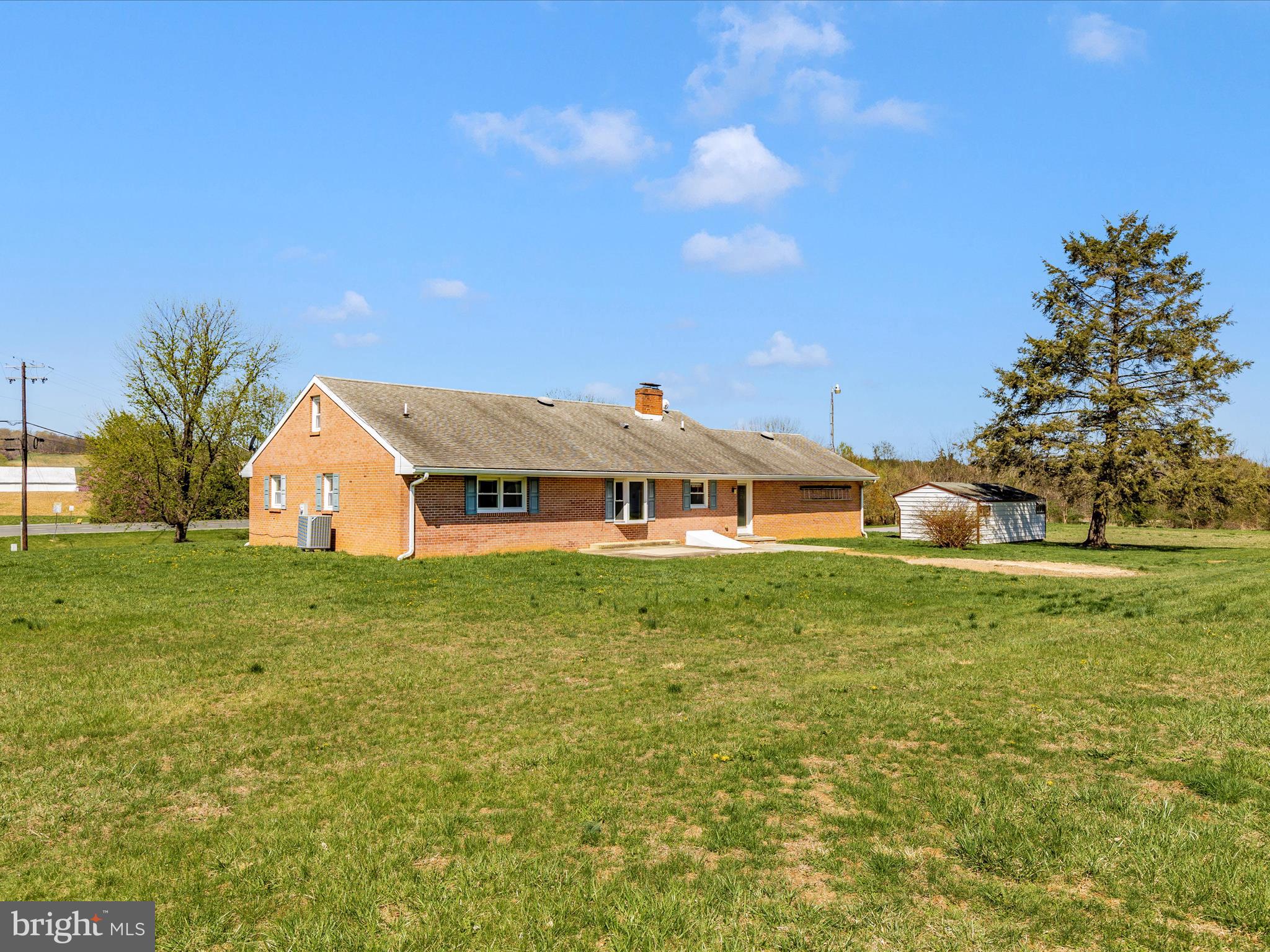 5103 Woodstock Ln