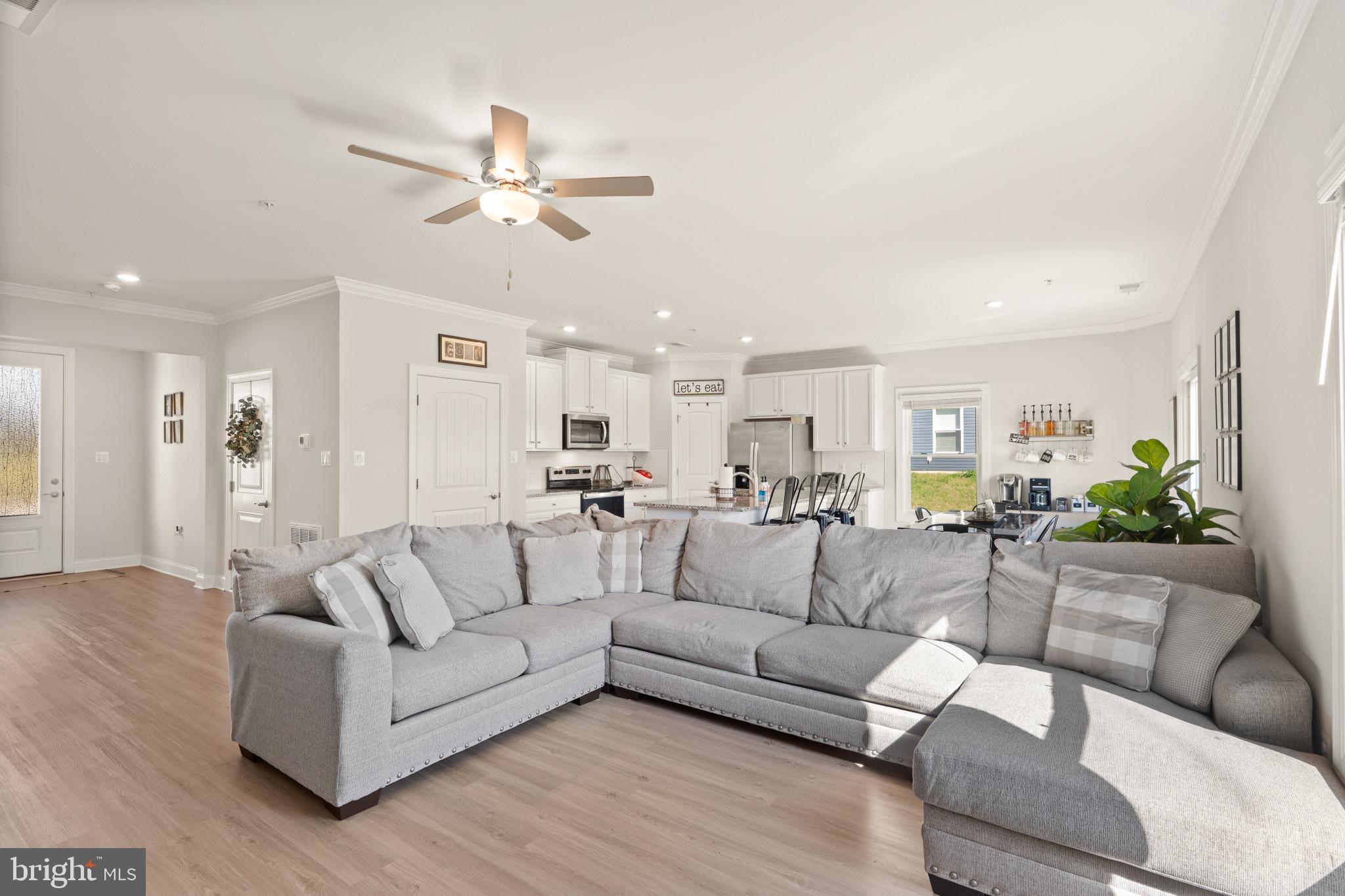 10039 MAIDS FANCY WAY