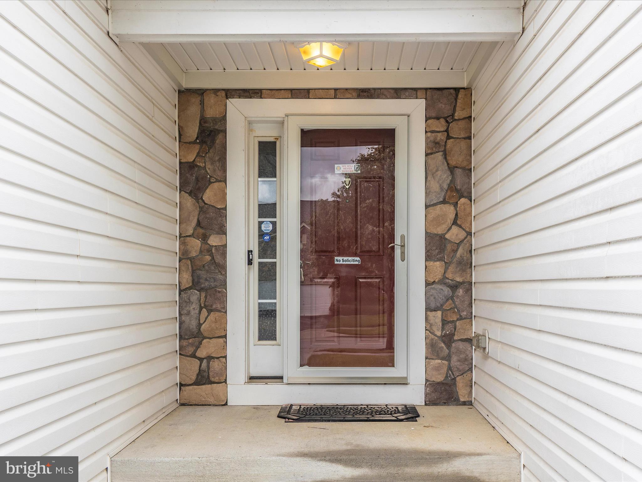 18001 Cavalier Ct