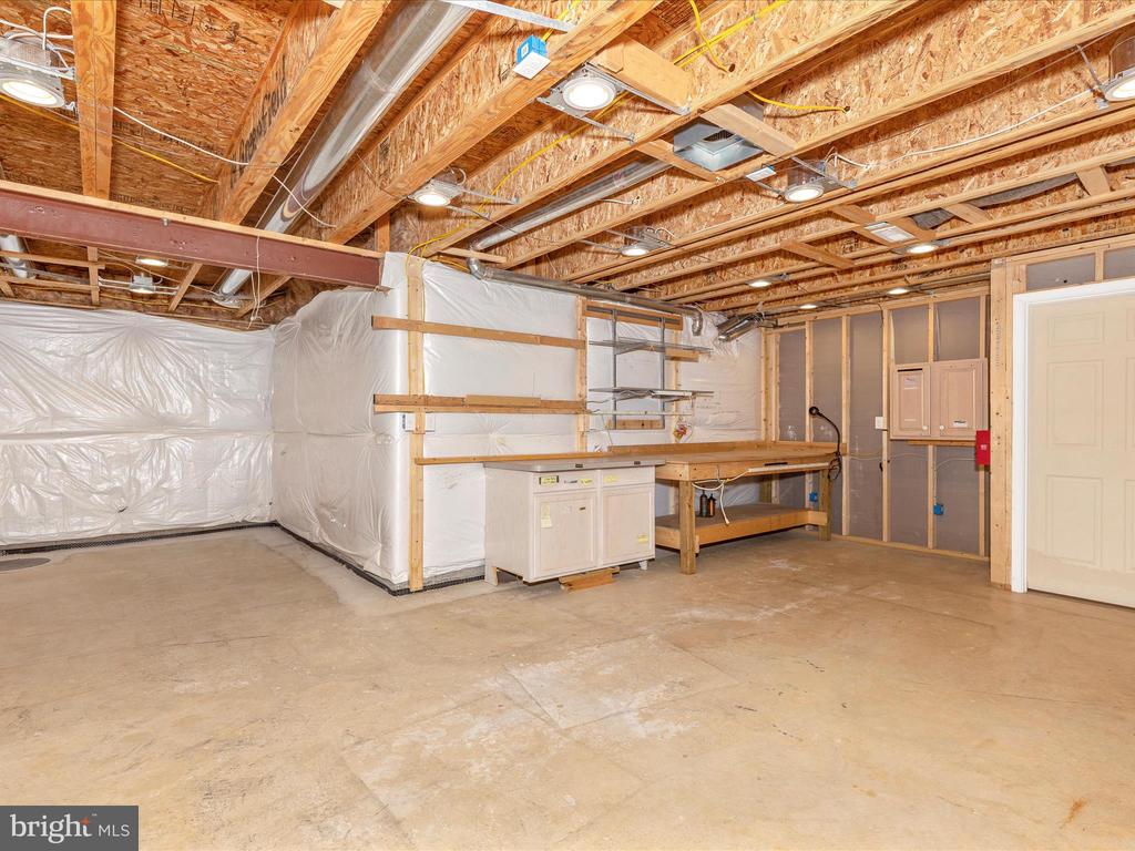 18001 Cavalier Ct