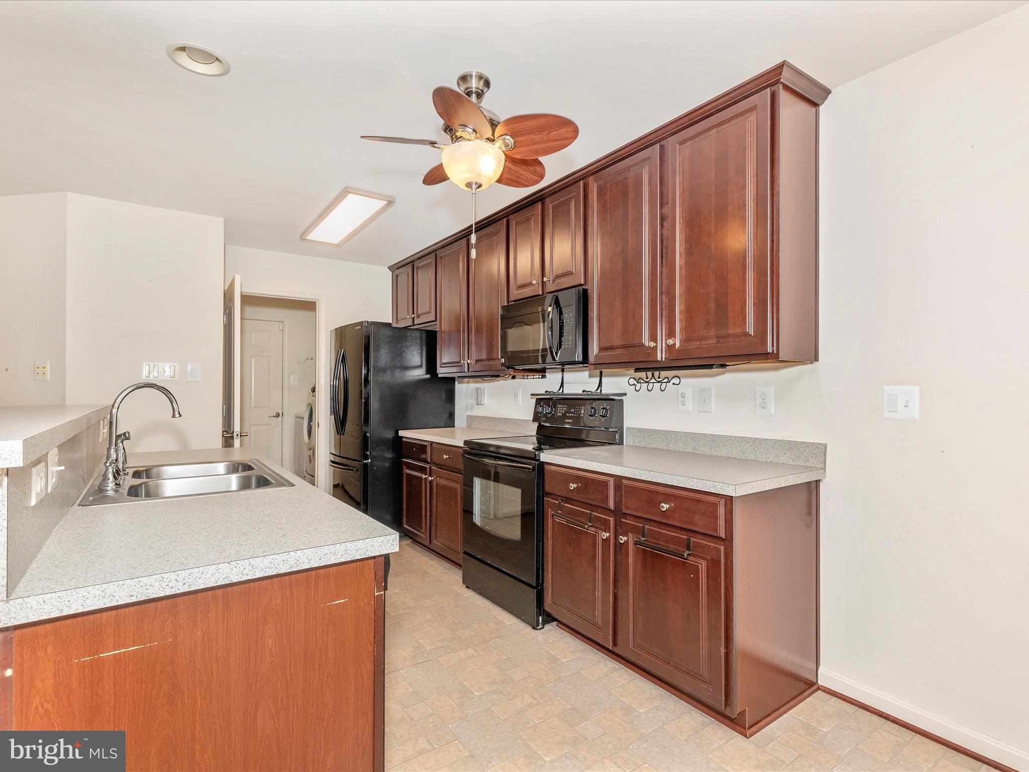 18001 Cavalier Ct