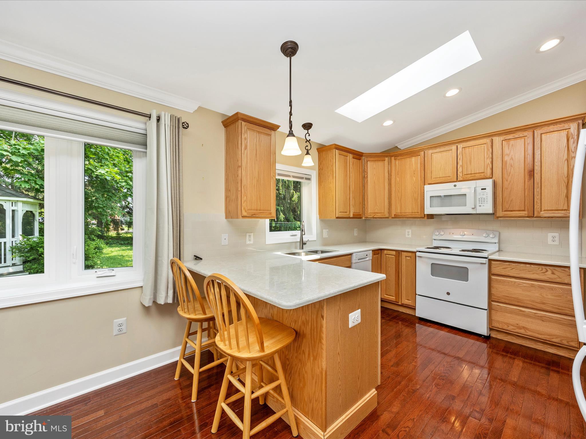 22028 Beaverbrook Dr