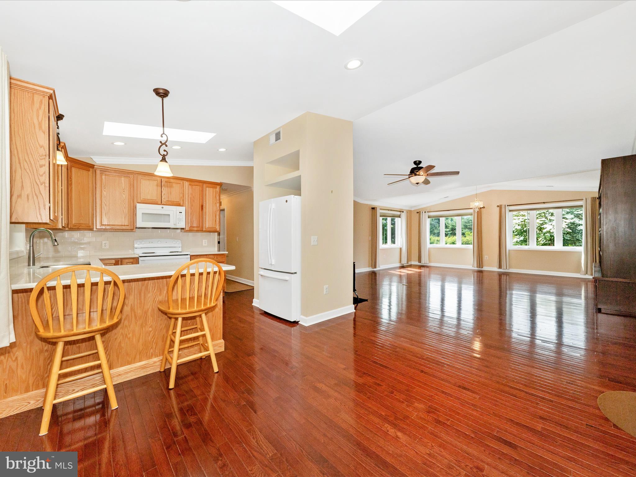 22028 Beaverbrook Dr