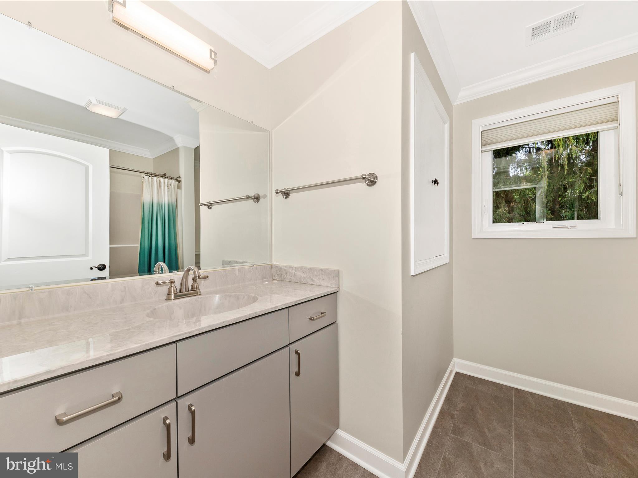 22028 Beaverbrook Dr