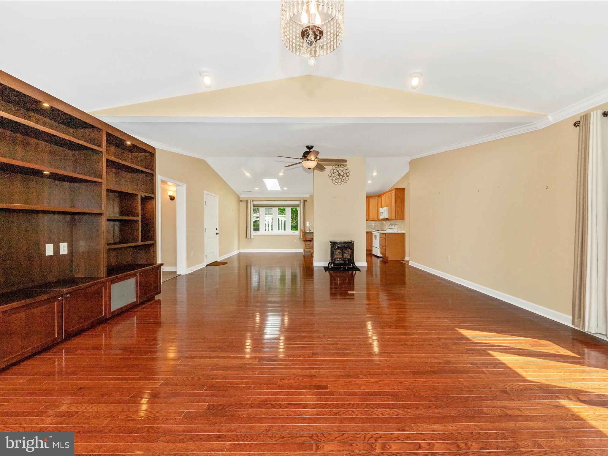 22028 Beaverbrook Dr