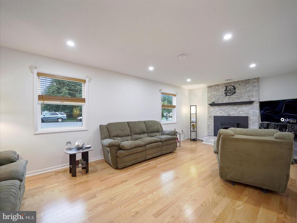 503 Cornell Ave