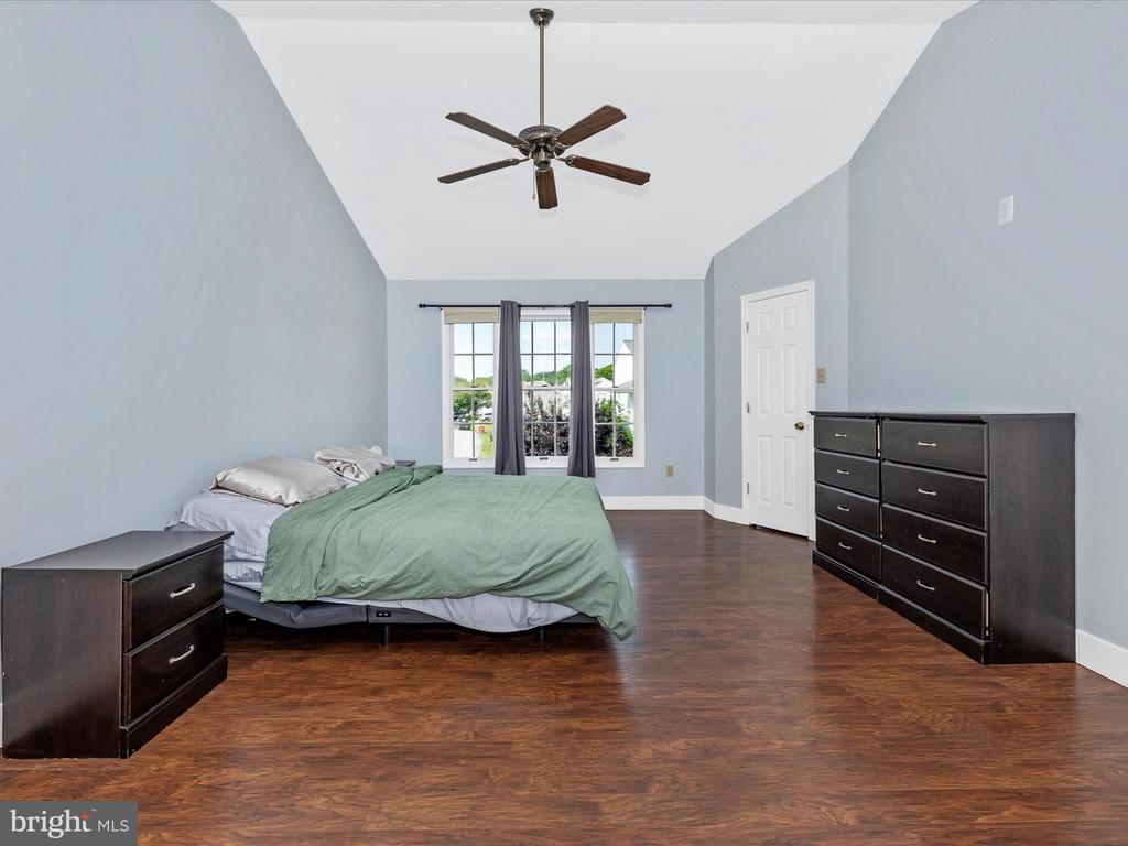 1926 Londontowne Dr