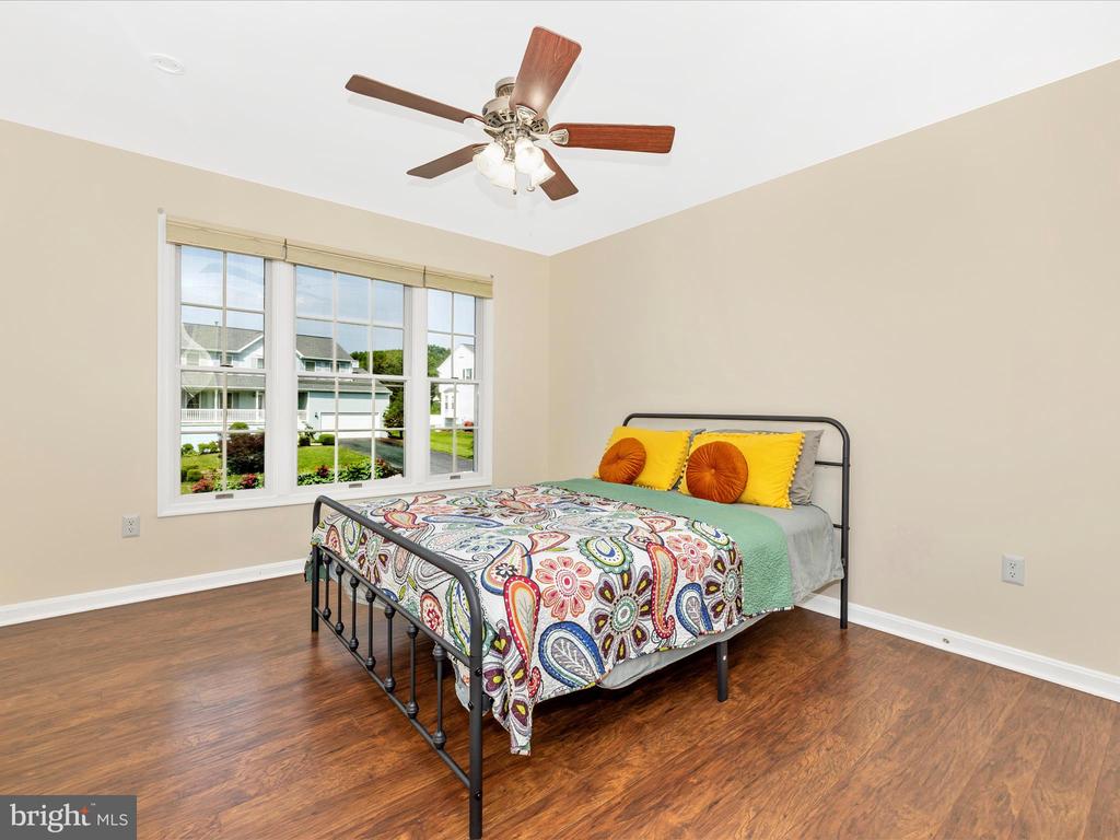 1926 Londontowne Dr